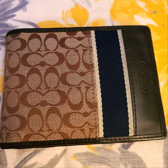 Mens Coach wallet - Picture 2 of 6